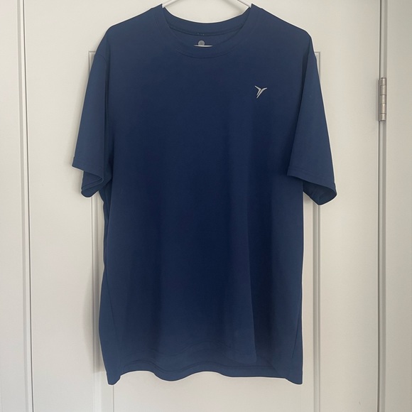 Old Navy Workout Shirt - Picture 1 of 3